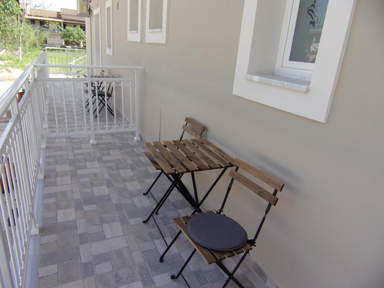 George Studios 1 Ипсос Экстерьер фото
